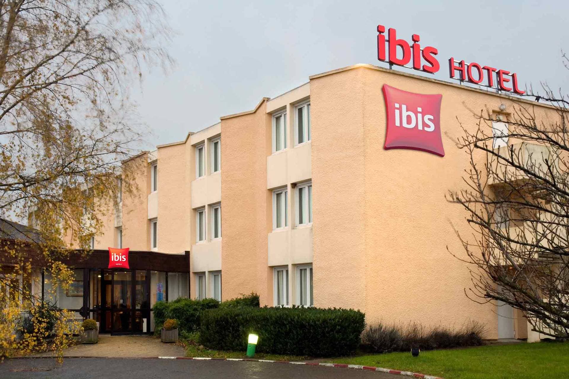 Ibis Rambouillet 1