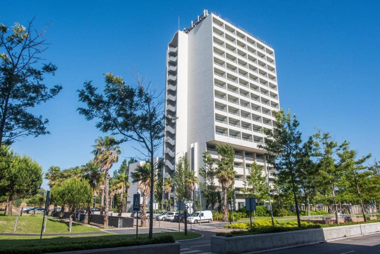 The Pearl Troia 1