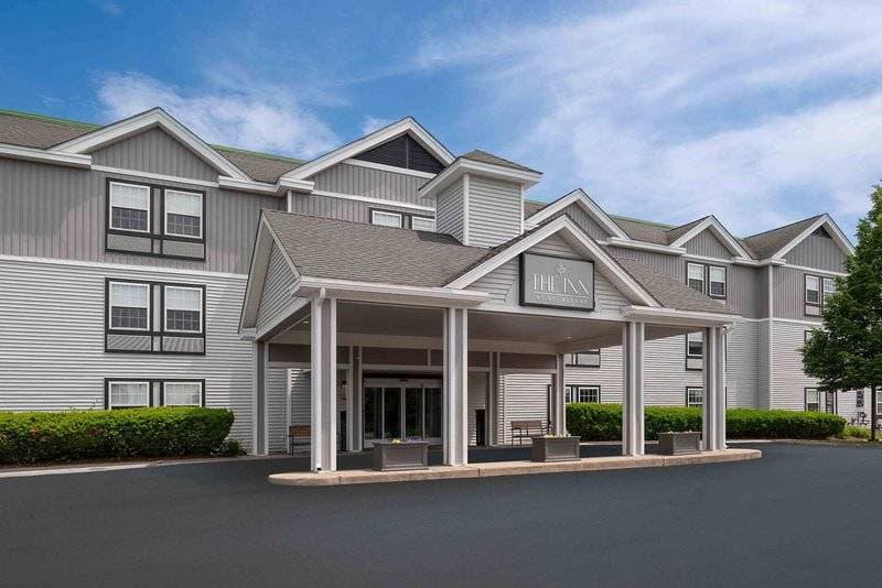 Holiday Inn Express St. Albans 1