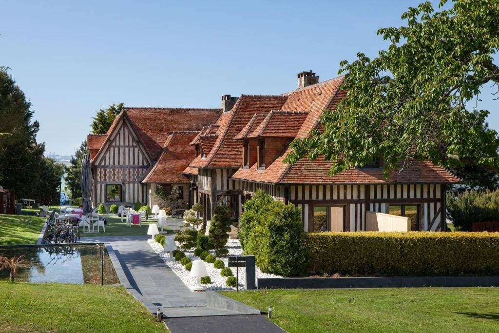 Le Domaine de la Chaumière 1