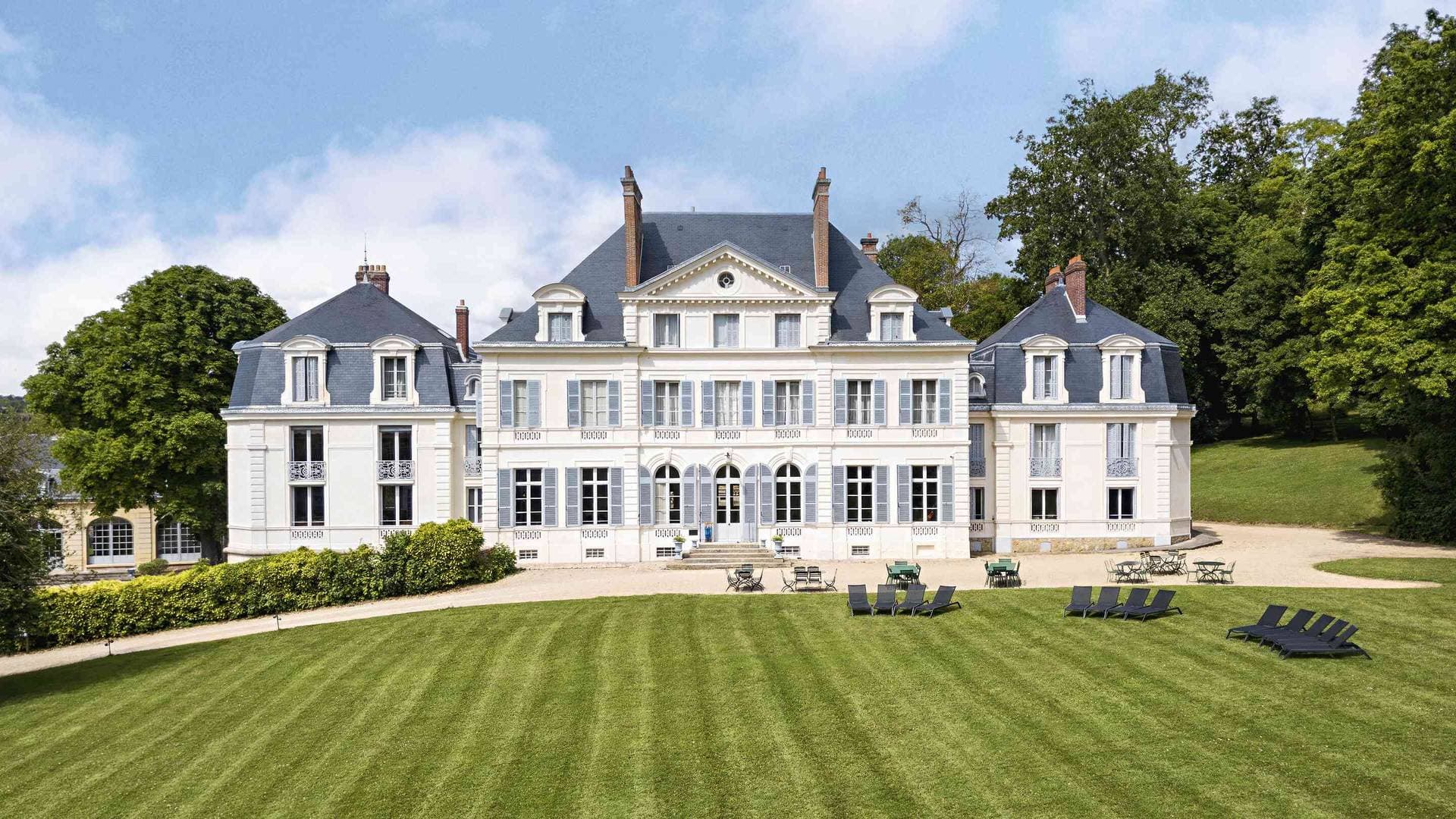 Châteauform' Château de Crécy-la-Chapelle 1