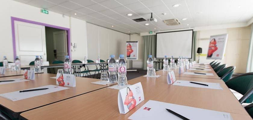 Ibis Issy Les Moulineaux 1