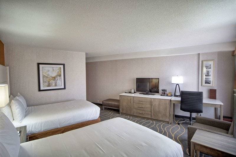 DoubleTree by Hilton Hotel 7