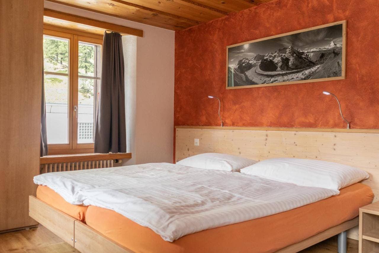 Hotel Bahnhof 8