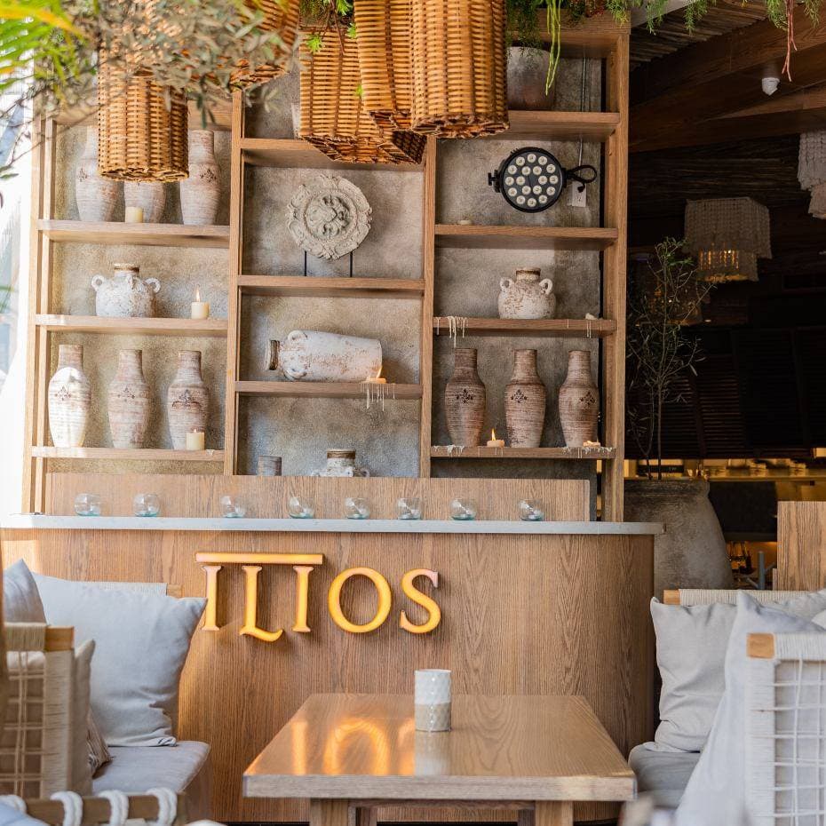 Ilios Greek Restaurant Quinta Avenida 8