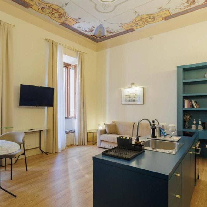 Sentho Roma 10