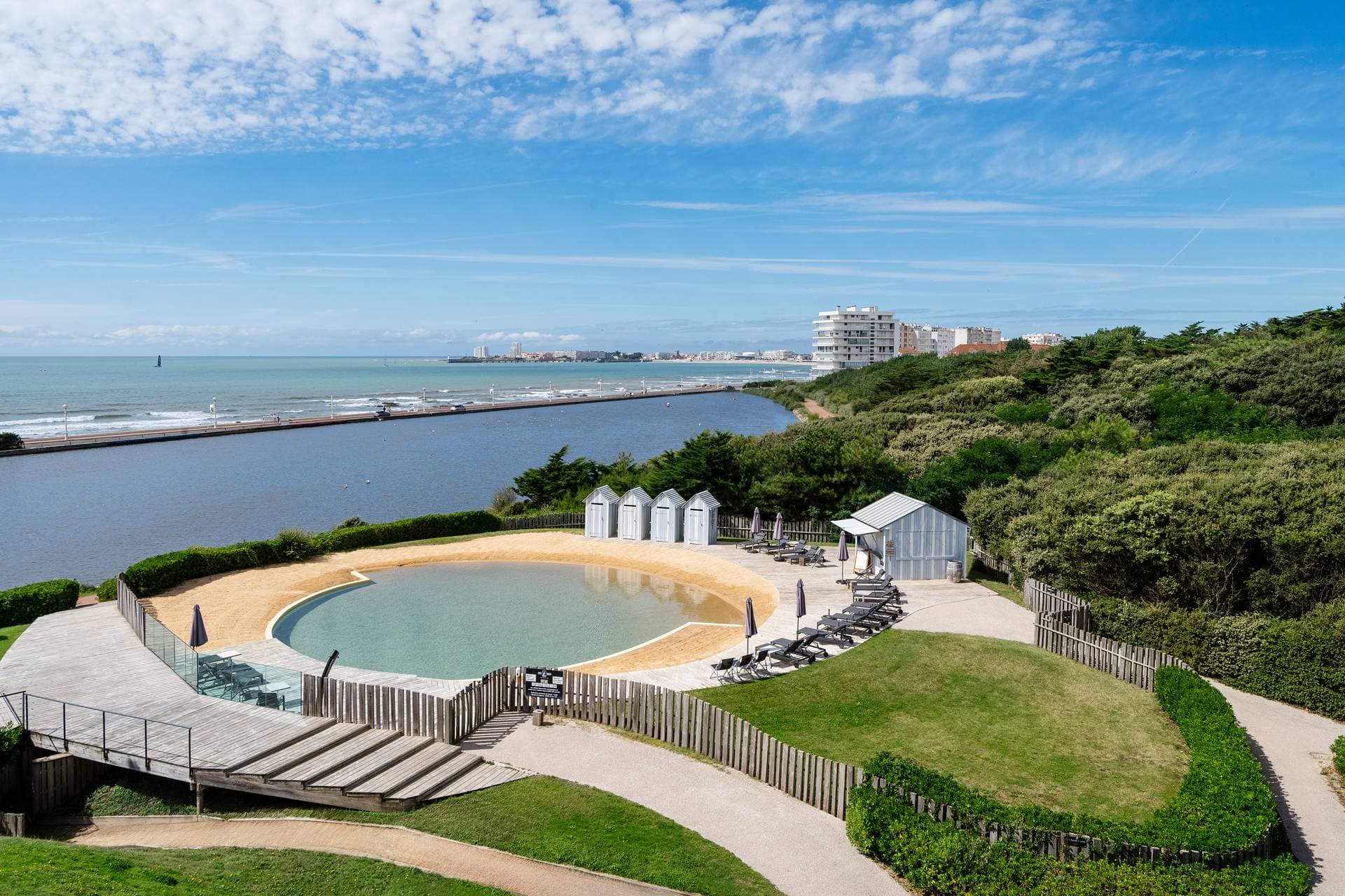 Hôtel Côte Ouest Thalasso & Spa Les Sables D'Olonne 1