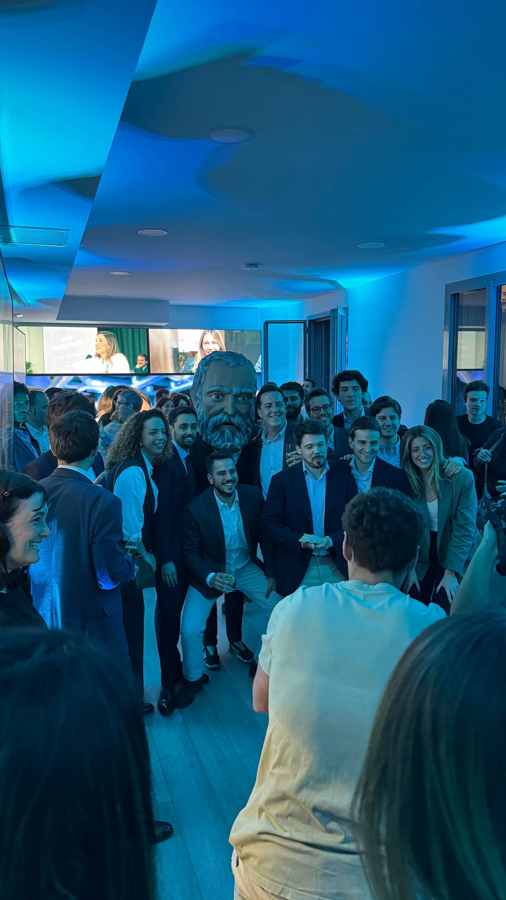 DJ Nómada | Música, Sonido e Iluminación para Eventos Corporativos 1