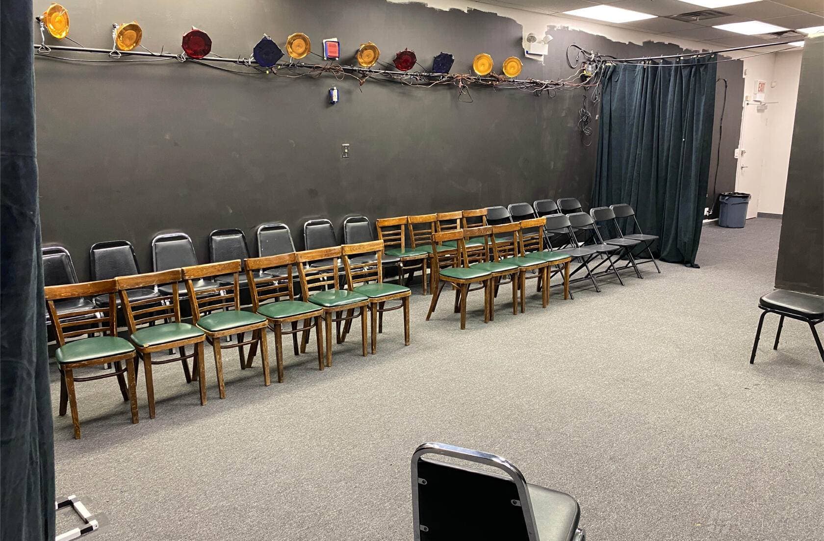 Studio Momentum 2