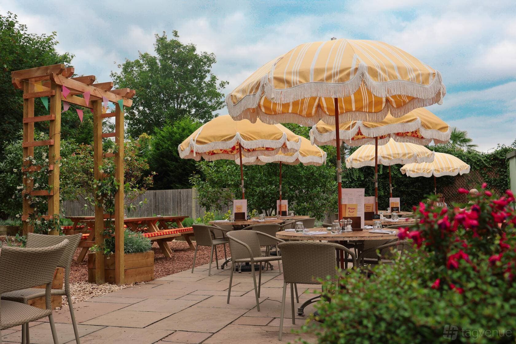 The Plough & Harrow, Long Ditton 26
