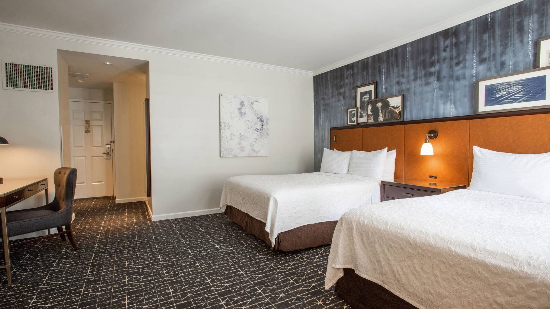 Magnolia Hotel Houston, a Tribute Portfolio Hotel 9