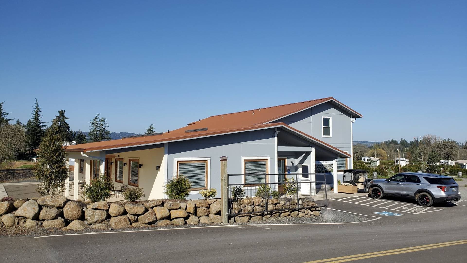 Dundee Hills Resort 3