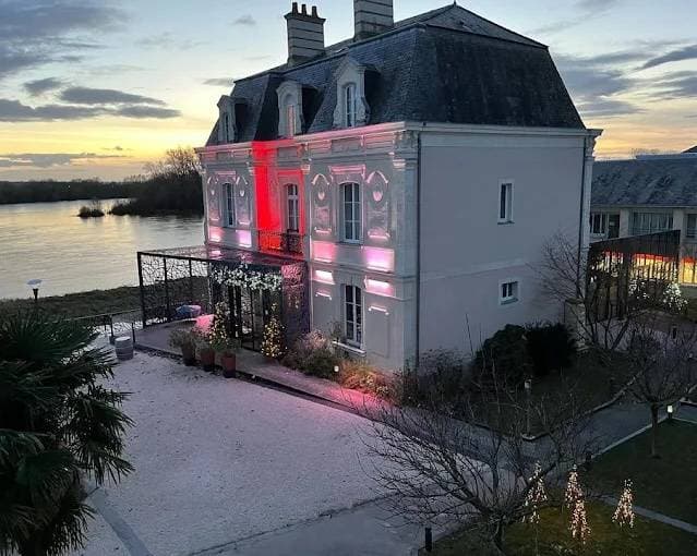 Hôtel Les 3 Lieux - La nuit, La Table, Le Bistrot 1