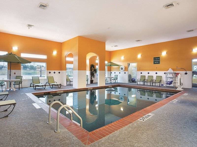 La Quinta Inn & Suites by Wyndham Houston Channelview 37