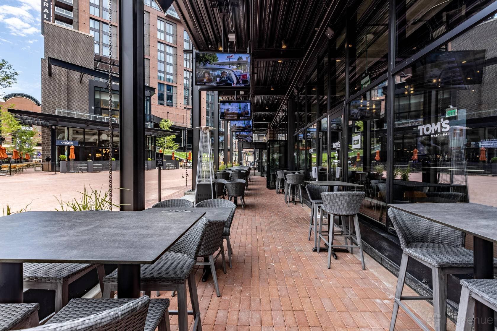 Tom's Watch Bar - Coors Field 84