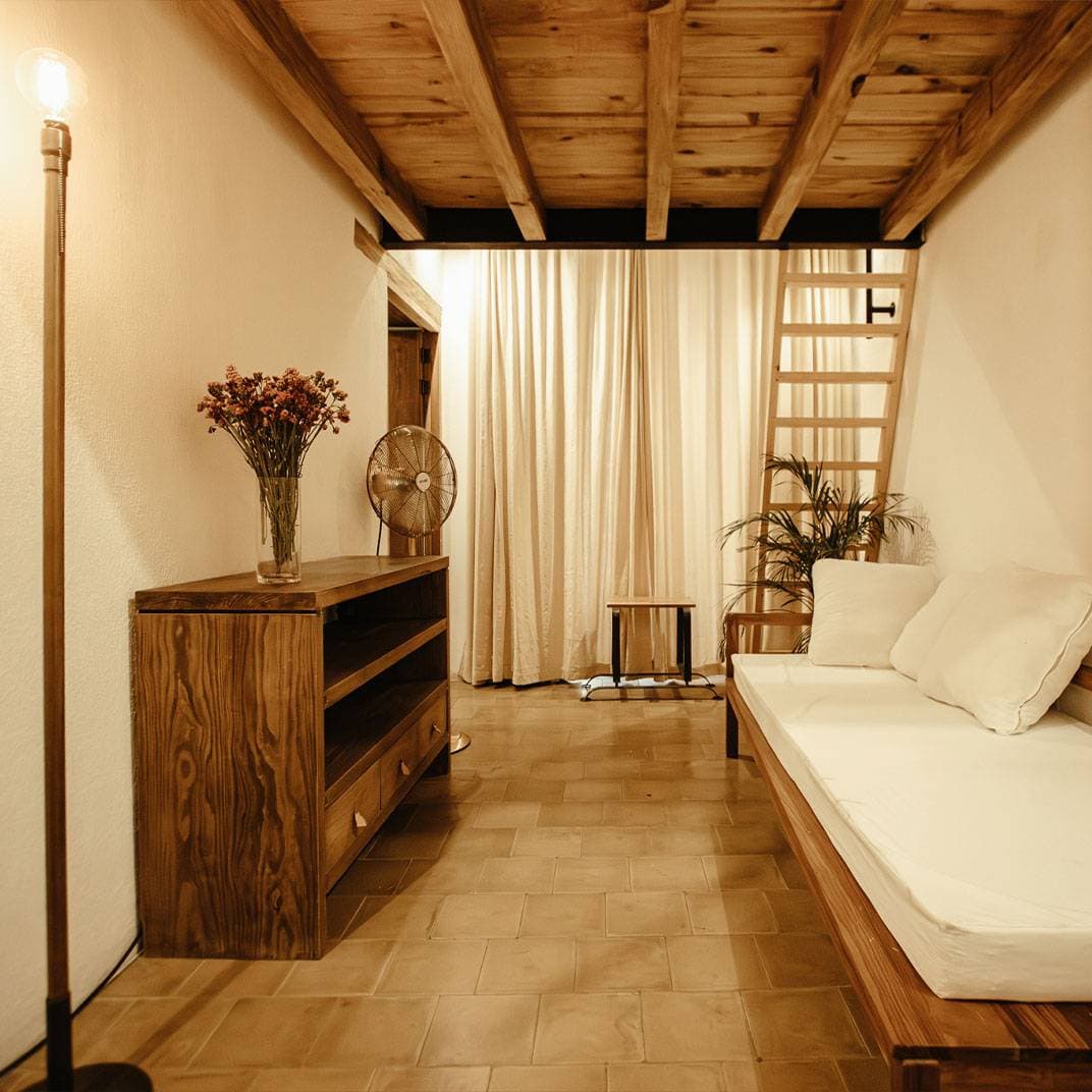 Hotel Sin Nombre 9