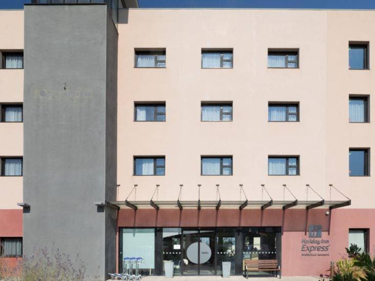 Holiday Inn Express Marseille Airport 1