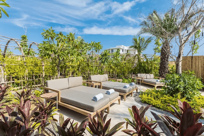 Conrad Punta de Mita 17