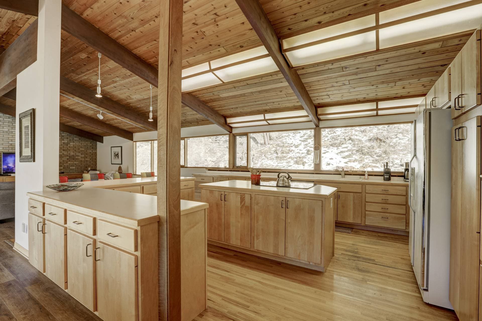 The Deck House 10