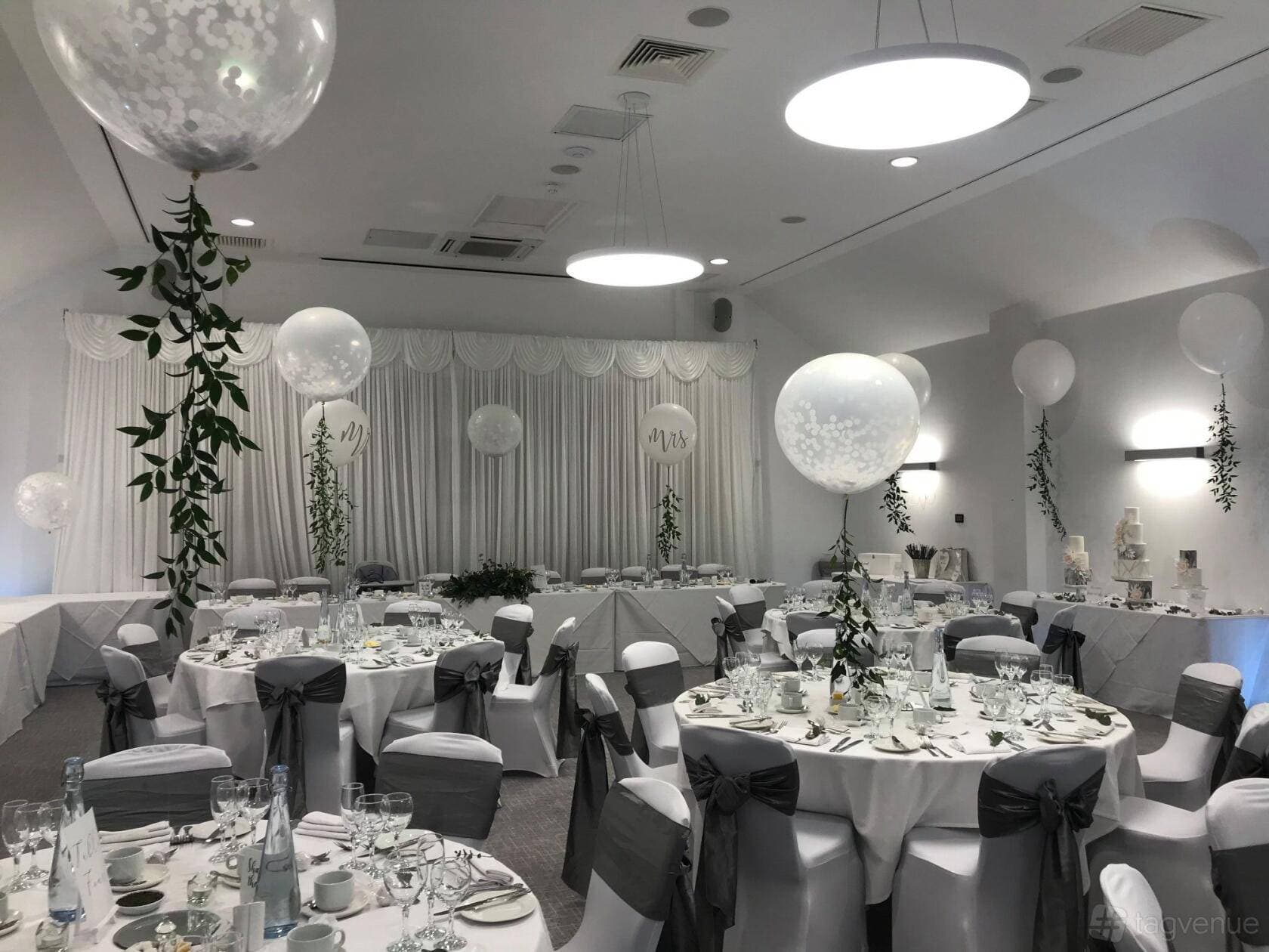 Aubrey Park Hotel 15