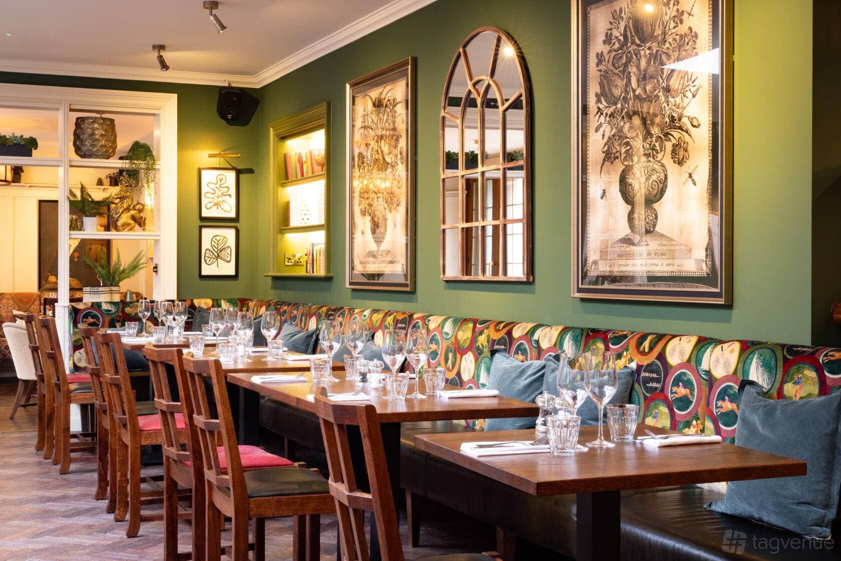 The Plough & Harrow, Long Ditton 52