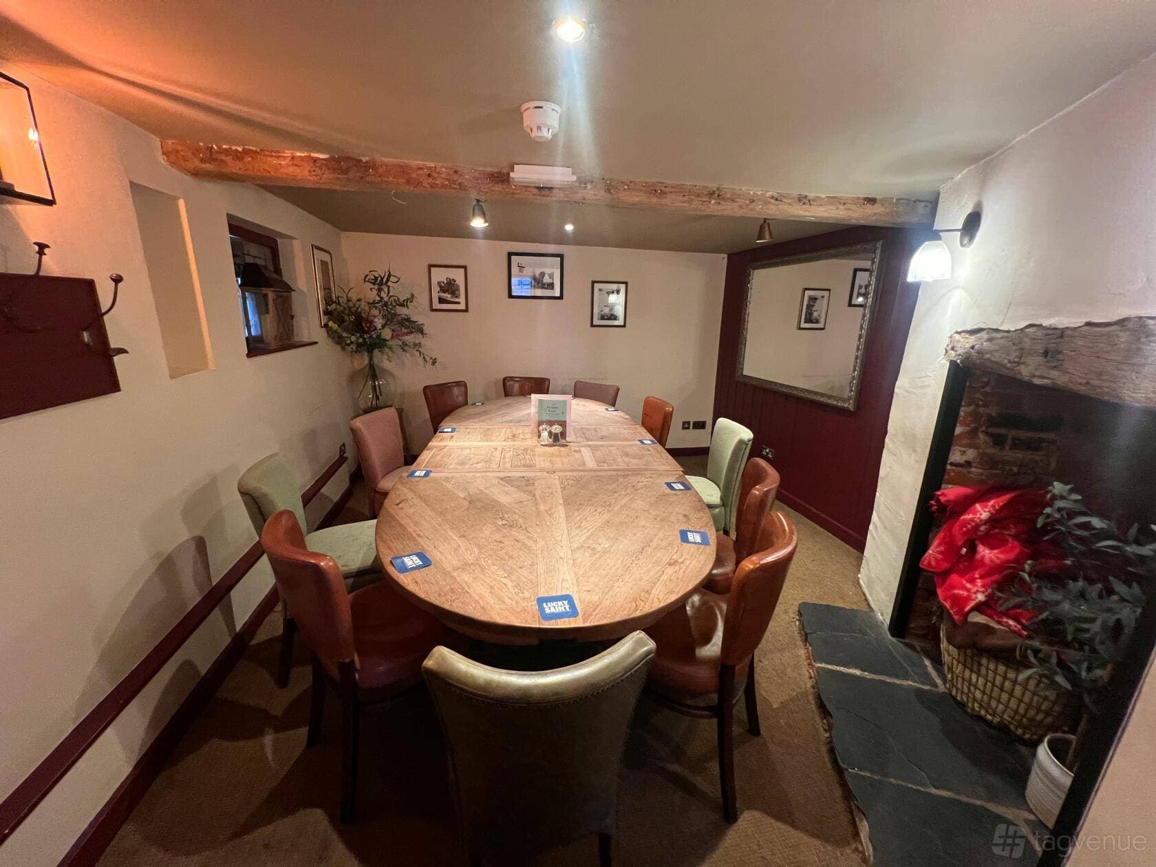 The Sun Inn, Chobham - A Heartwood Inn 1