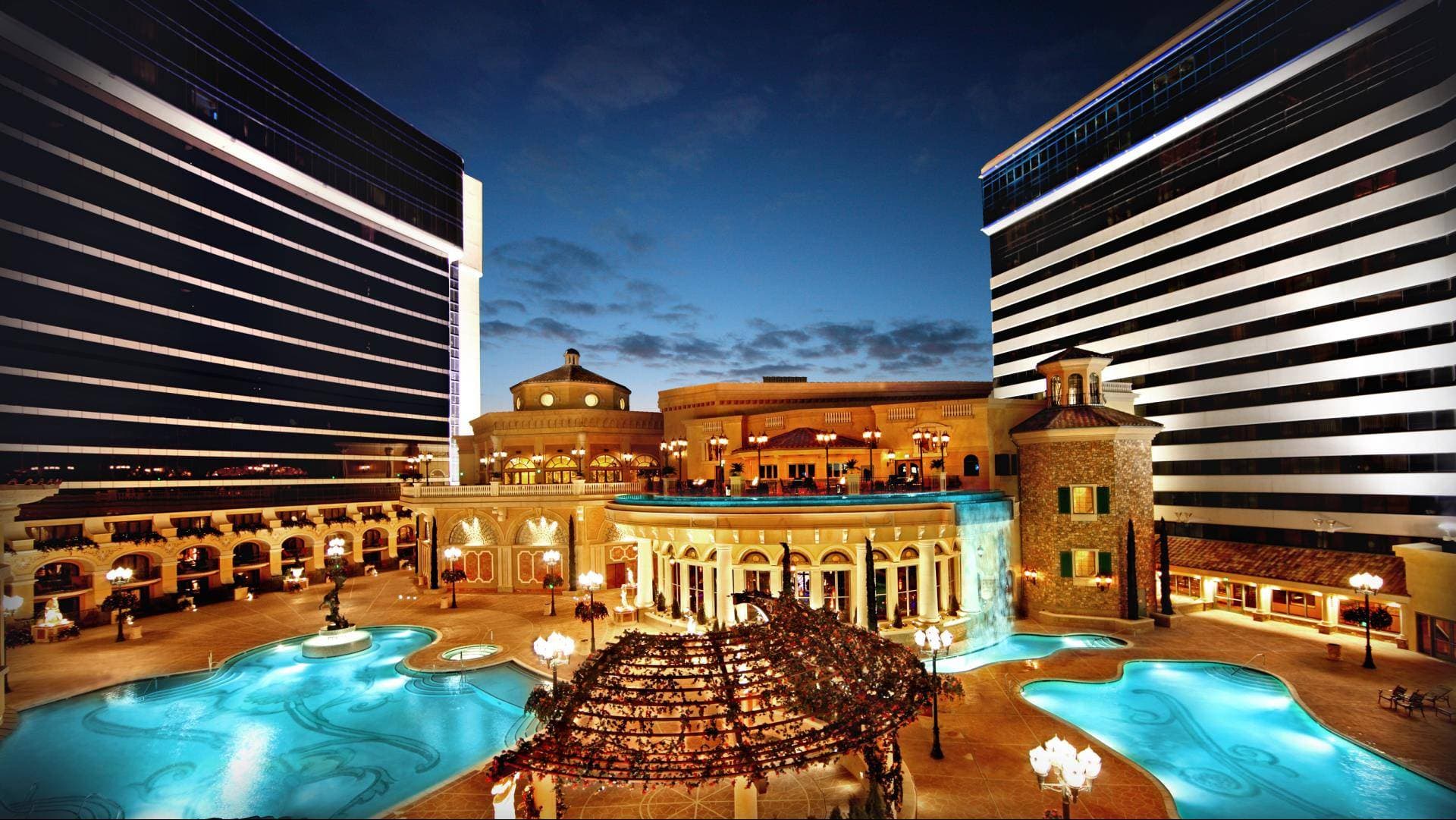 Peppermill Resort Spa Casino, World Hotels Elite 3