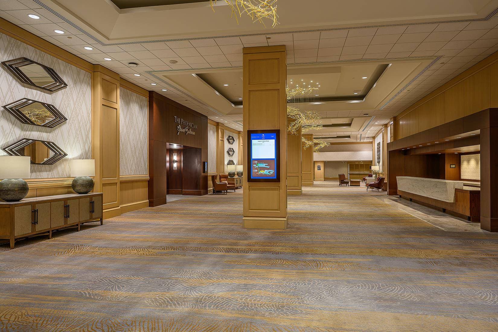The Phoenician, A Luxury Collection Resort 11