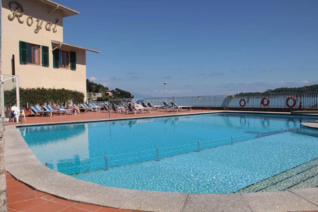 Royal Sporting Hotel 3