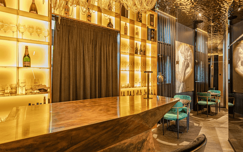 Henselmann Lounge 2