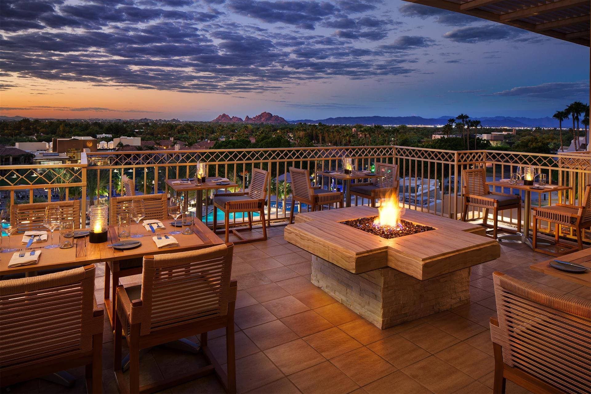 The Phoenician, A Luxury Collection Resort 14