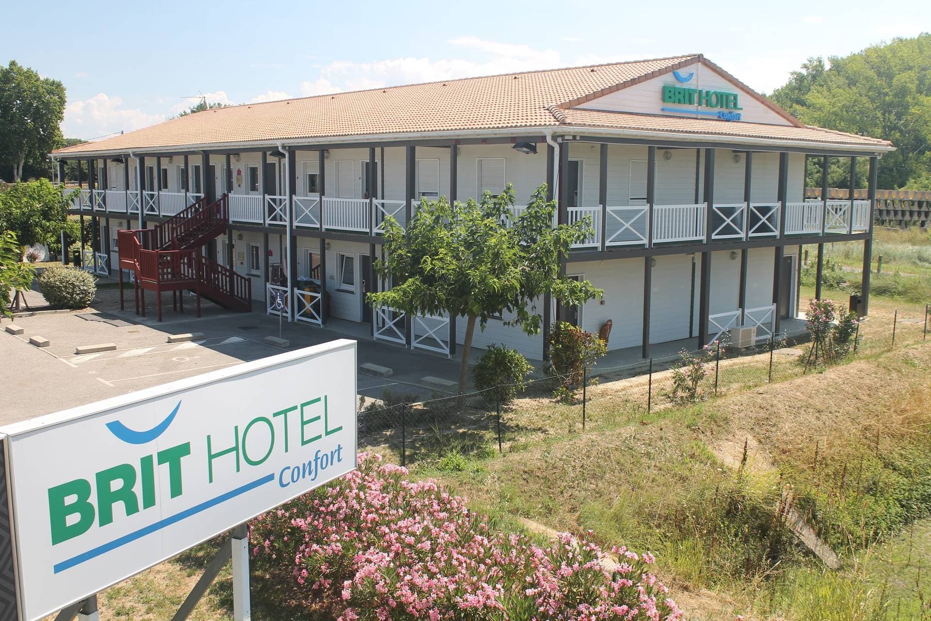 Brit Hotel Manosque Cadarache 1