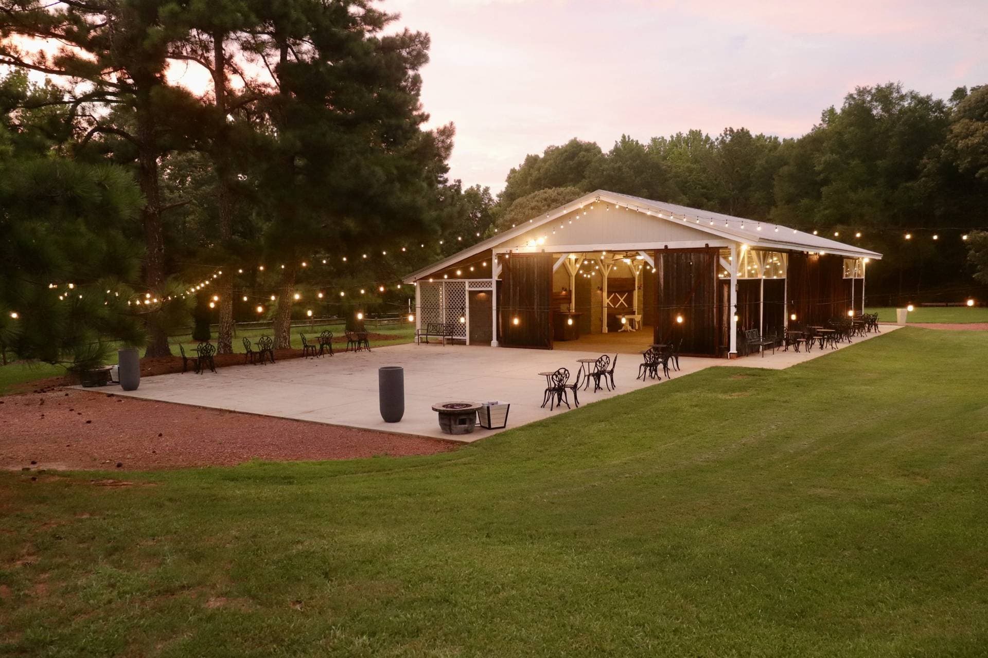 The Barn at Oak Manor 4