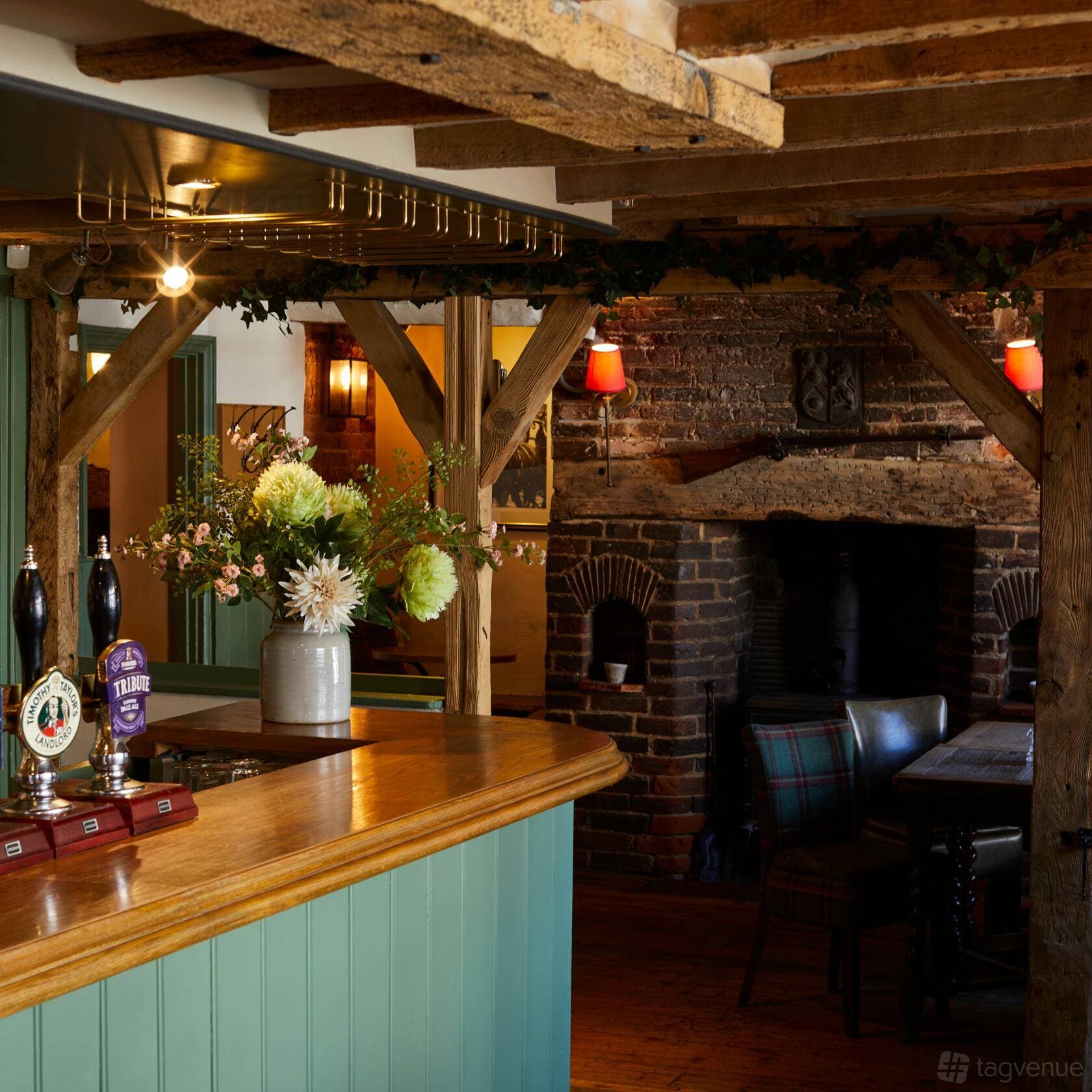 The Sun Inn, Chobham - A Heartwood Inn 20