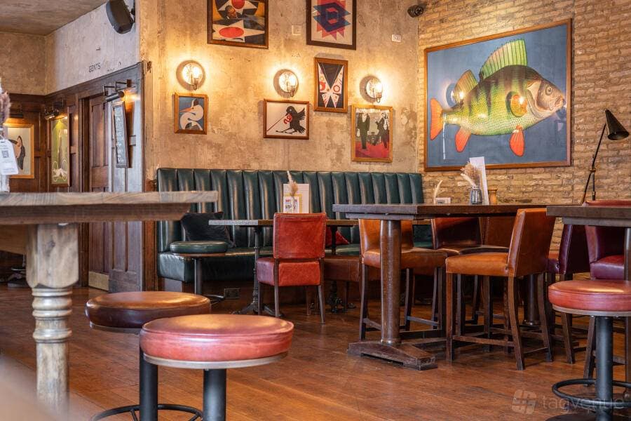 The Plough & Harrow, Long Ditton 40