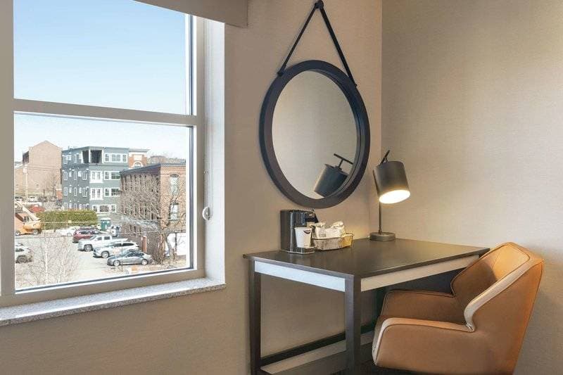 Hampton Inn Portland Downtown Waterfront 13