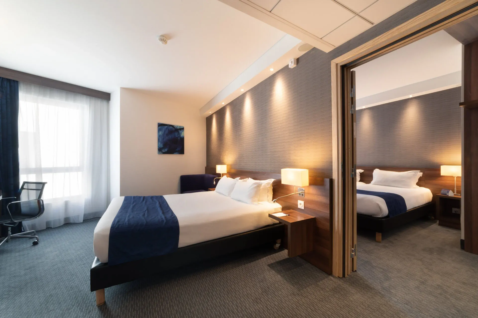 Holiday Inn Express Toulon — Est par IHG 1
