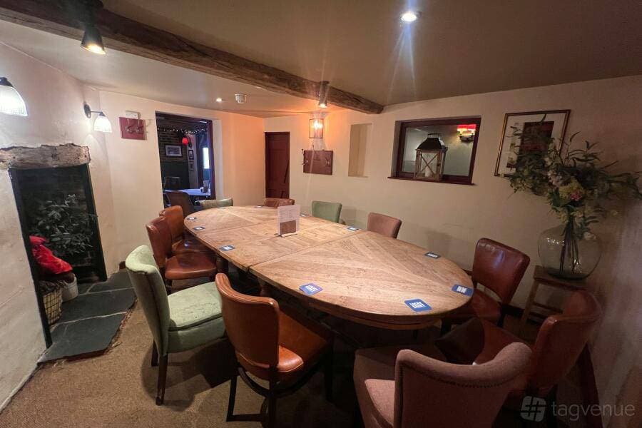 The Sun Inn, Chobham - A Heartwood Inn 28