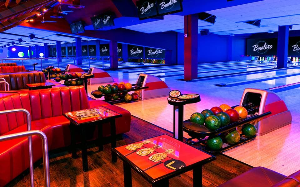 Lucky Strike Naperville 1
