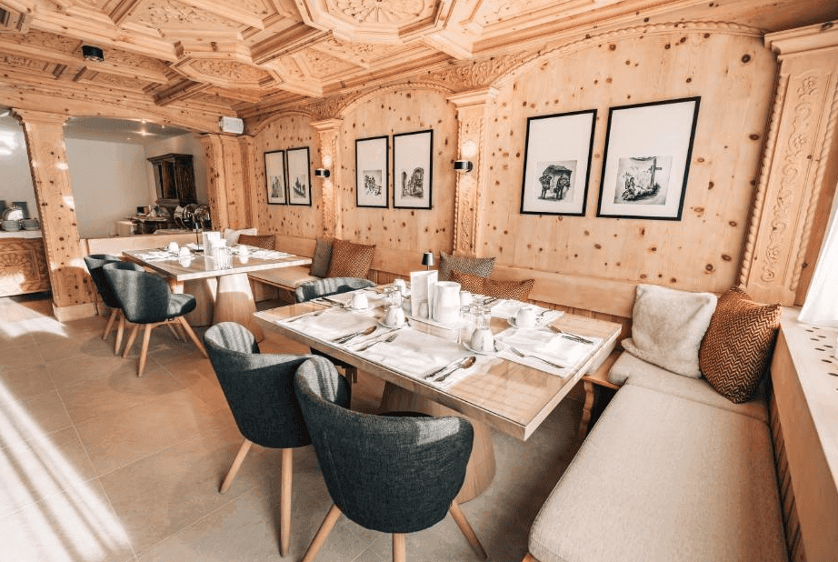 Allalin Swiss Alpine Hotel 18
