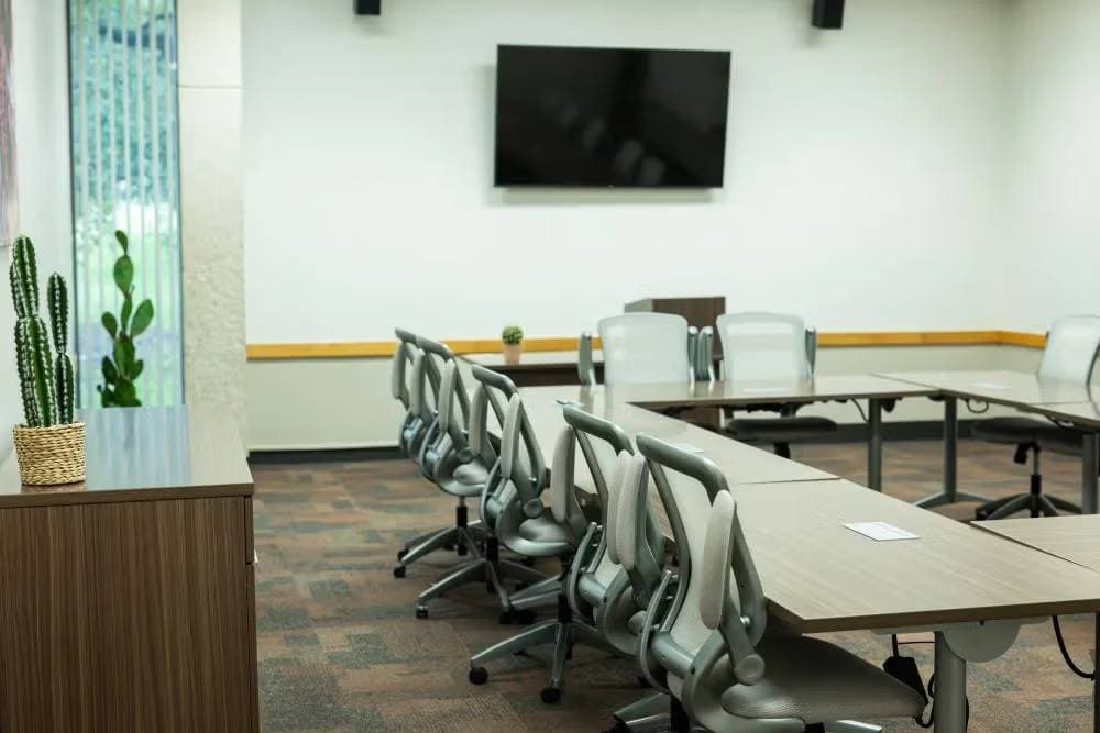 Joe C. Thompson Conference Center 8