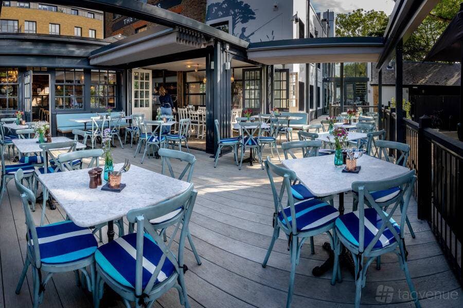 The Plough & Harrow, Long Ditton 30