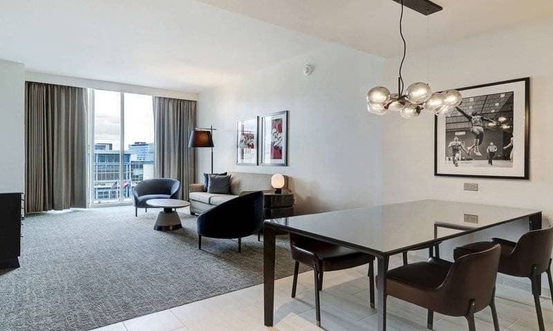 Hilton University of Houston 25
