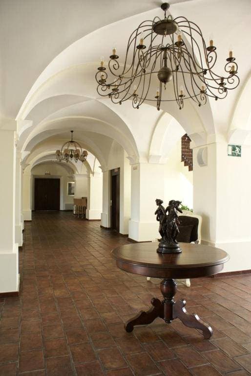 Hotel Cortijo Santa Cruz 11