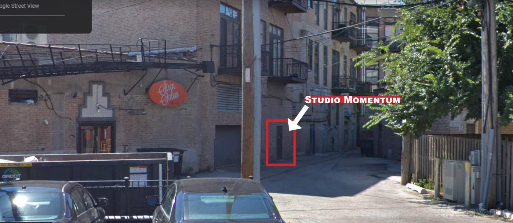 Studio Momentum 11