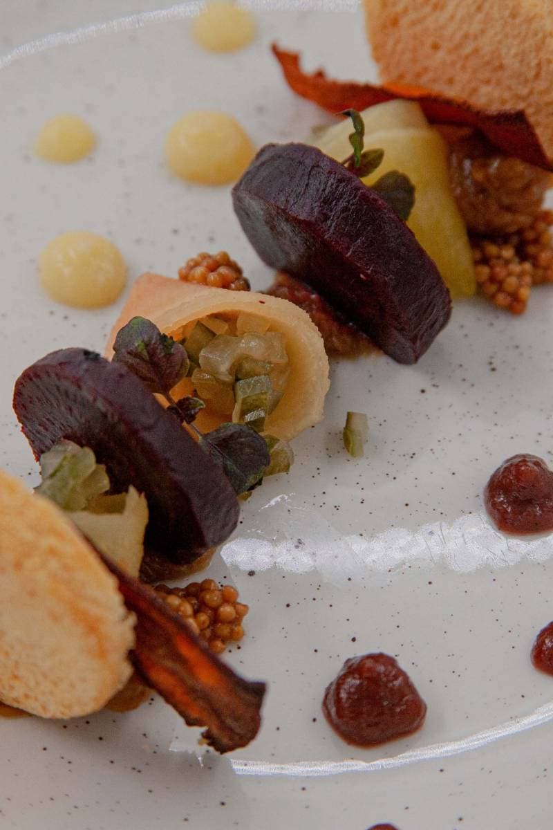 Ensemble Gastro & Bar 5