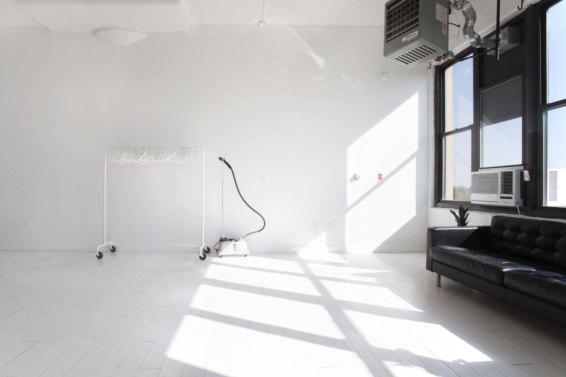 Holyrad Studio 4