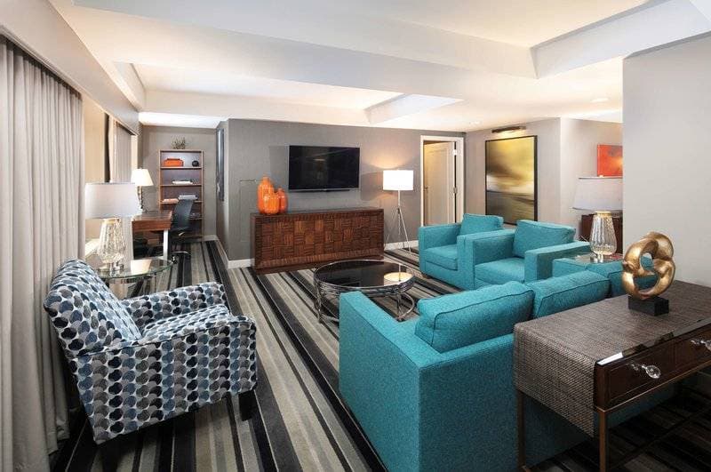 Hilton Milwaukee City Center 17