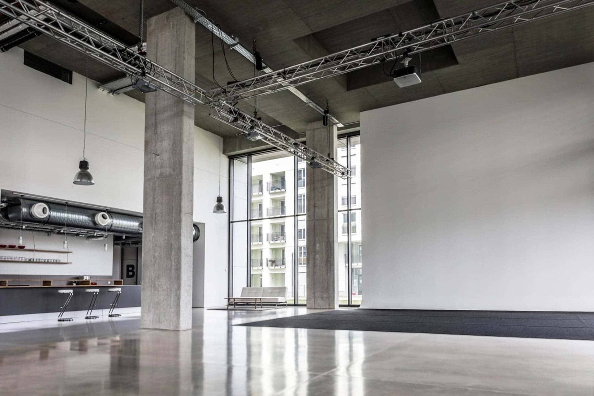 Studio Balan 1