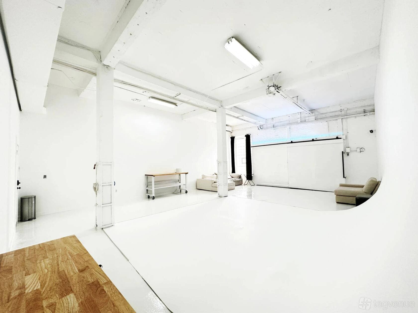 AXM Studios